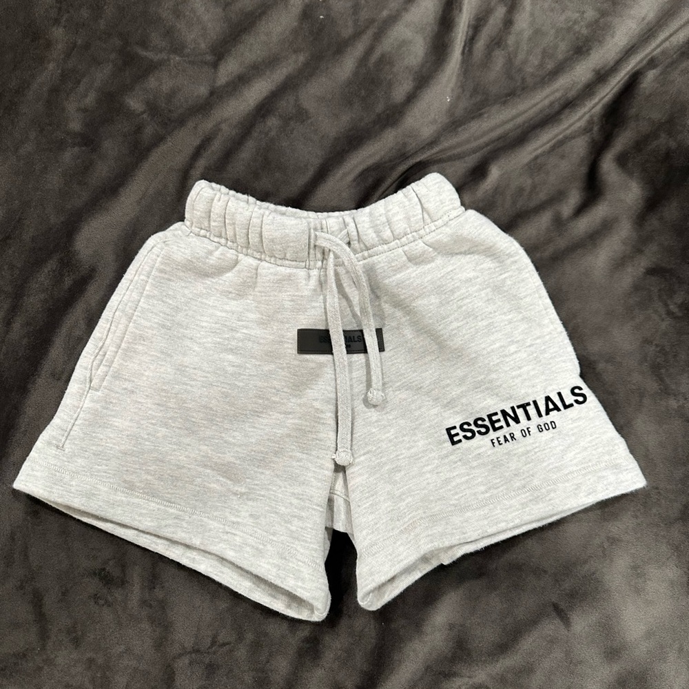 Essentials Fear of God Gray Shorts